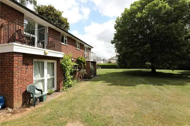 1 Bedroom Apartment for Sale