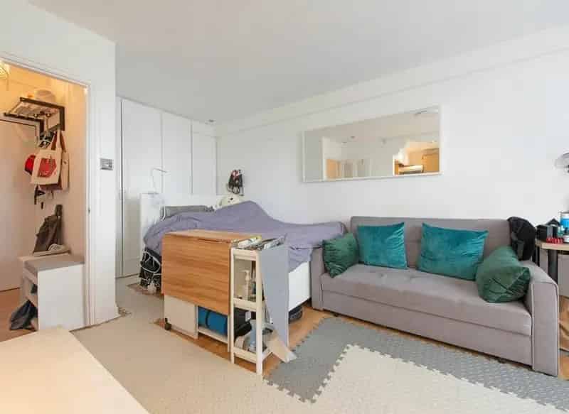 Spacious Studio Apartment near Shepherds Bush Green