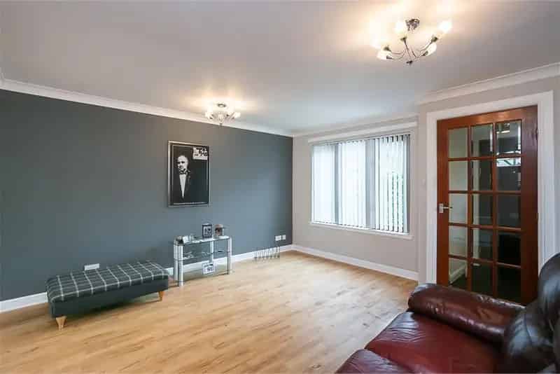 3 Bed Detached House 3 Reception Rooms Loanhead