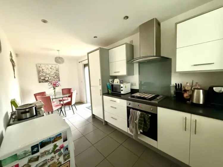 3 Bedroom House To Rent Available May 16 2025