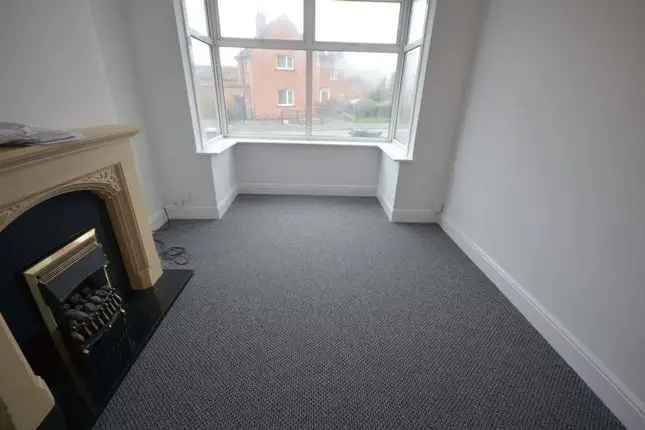 3 Bed End Terrace House to Rent in Bristol BS3 - Students Welcome