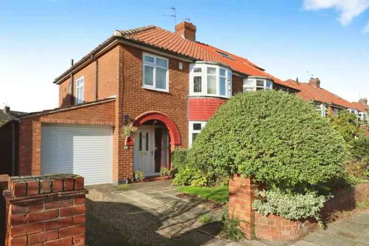 3 bedroom semi-detached house for sale