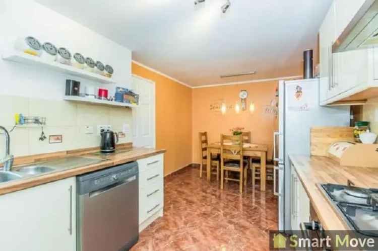 3 bedroom terraced house to rent