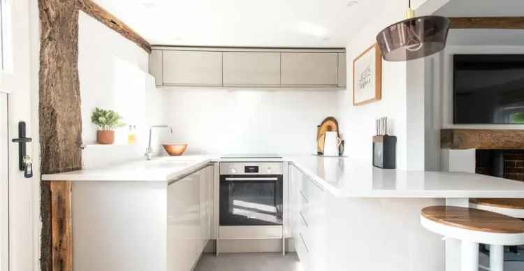 2 Bedroom Cottage for Sale in Otham Maidstone