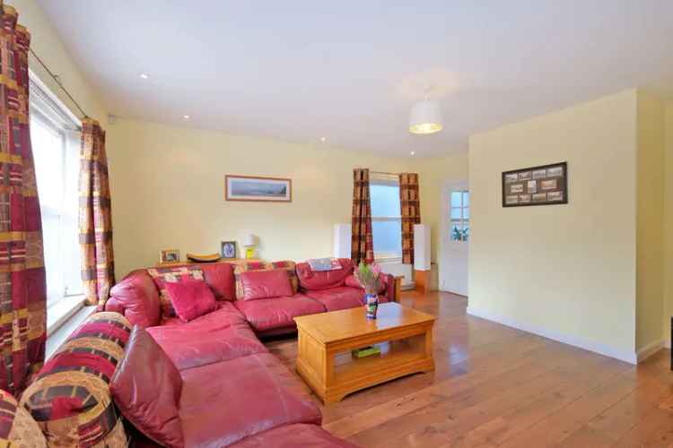 4 Bedroom Detached House for Sale in Insch