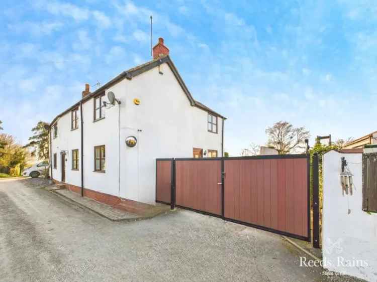 3 Bedroom Semi Detached House for Sale Ryehill East Yorkshire