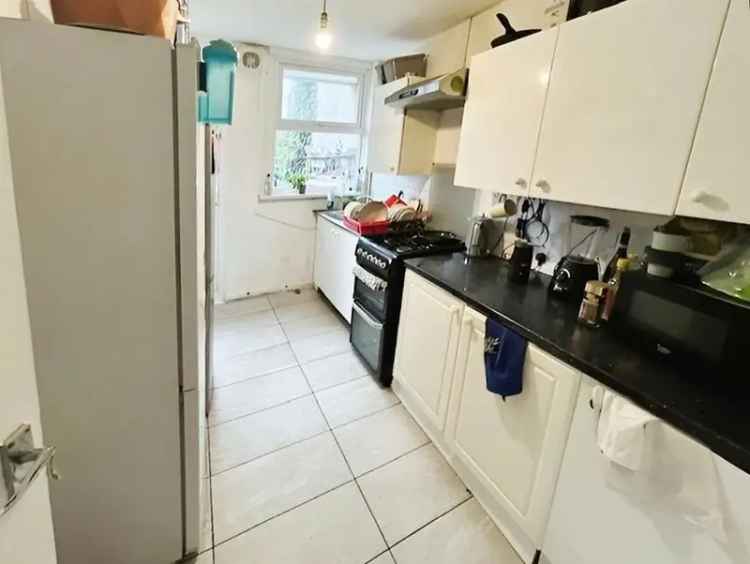 Furnished Double Room to Rent Near Upton Park Station