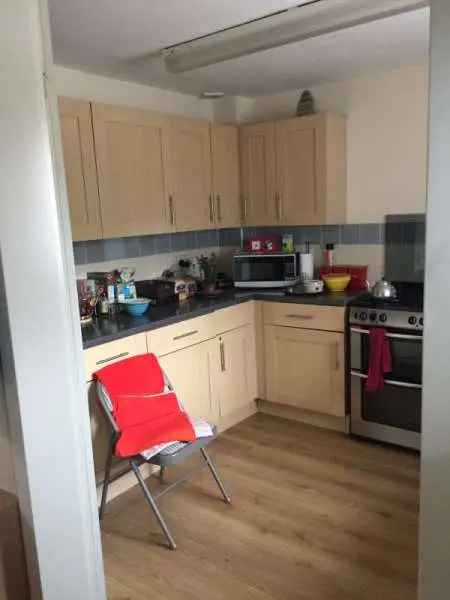 House For Rent in Leeds, England