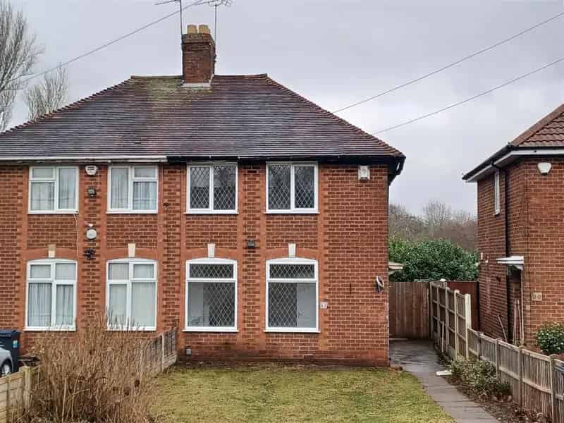 2 bedroom semi-detached house