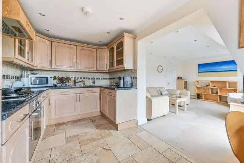 1 Bed Flat for Sale Battersea Park Road