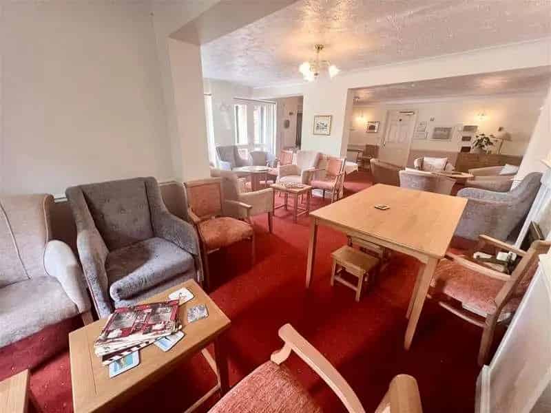 1 Bed Retirement Flat for Sale