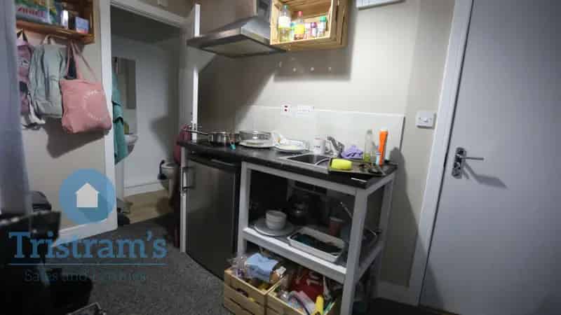 1 Bedroom Studio House to Rent in Radford Nottingham for Students