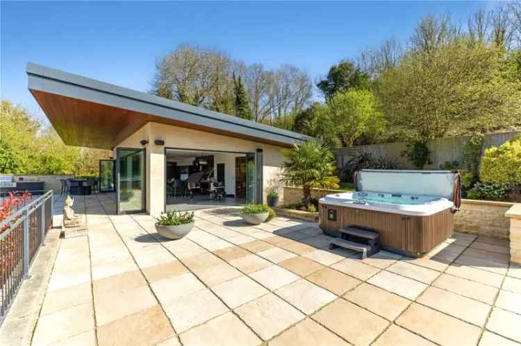 5 Bedroom Detached House with Spectacular City Views