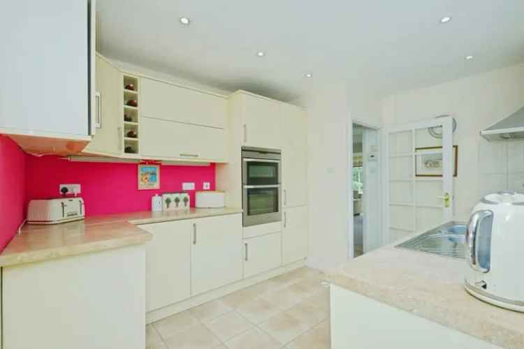 3 Bed Detached House Minehead