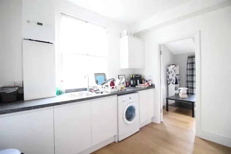 5 Bedroom Terraced House Near Temple Meads