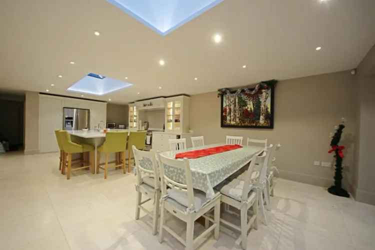 6 Bedroom 8 Bathroom House Talbot Woods