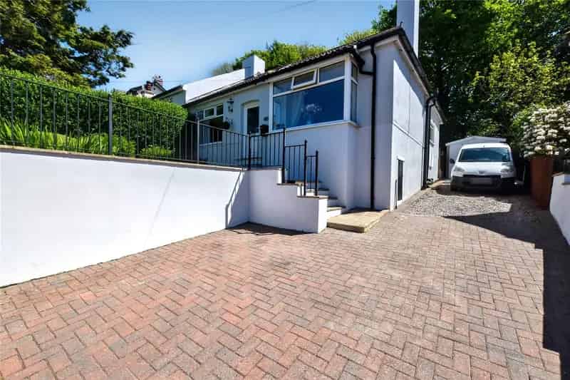 Three-Bedroom Semi-Detached Bungalow with Open-Plan Kitchen