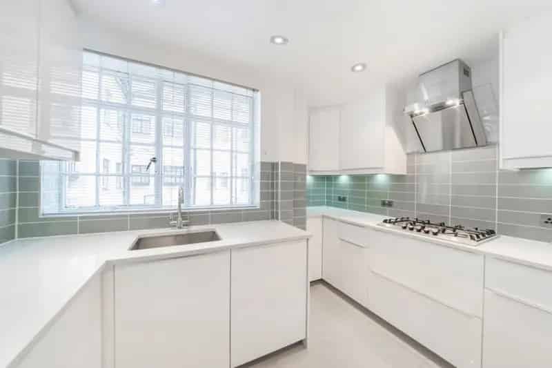 4 Bedroom Flat To Rent