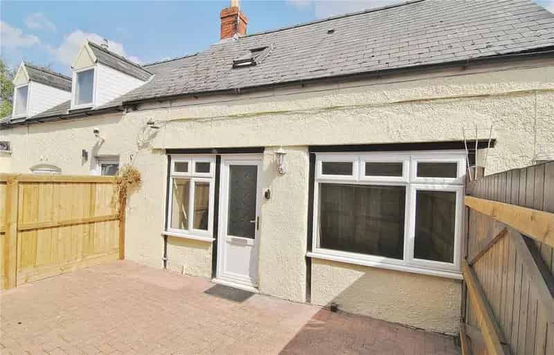 2 Bedroom Terraced House for Sale Stroud Cirencester