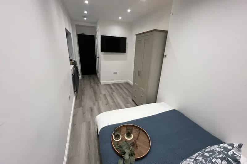 En Suite Room Near Northampton Town Centre - All Bills Included