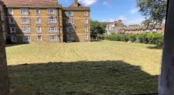 Large 2 Bed Ground Floor Flat Near Charlton Station