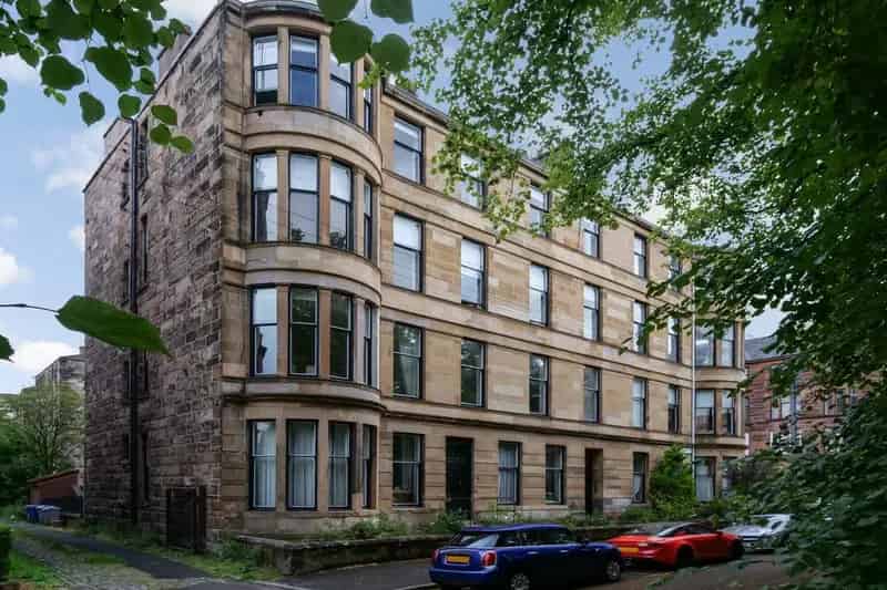 3 Bedroom Apartment to Rent West End