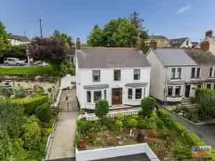3 Bed Detached House with Large Garden and Garage