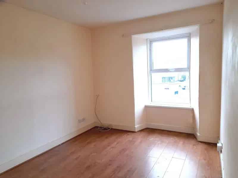 1 Bedroom Hayle Apartment Near Train Station