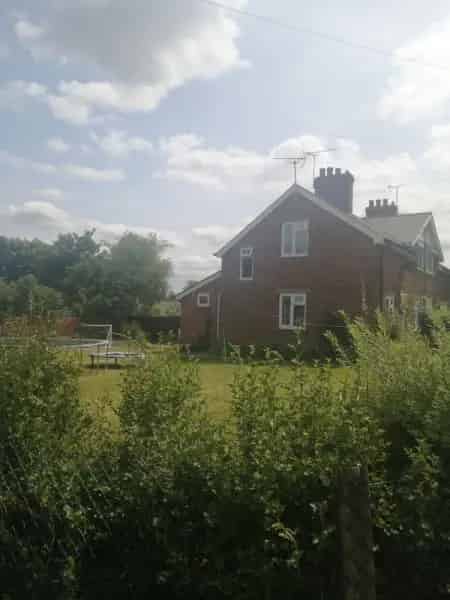 2 Bed House Large Garden Ample Storage Thurston Elmswell