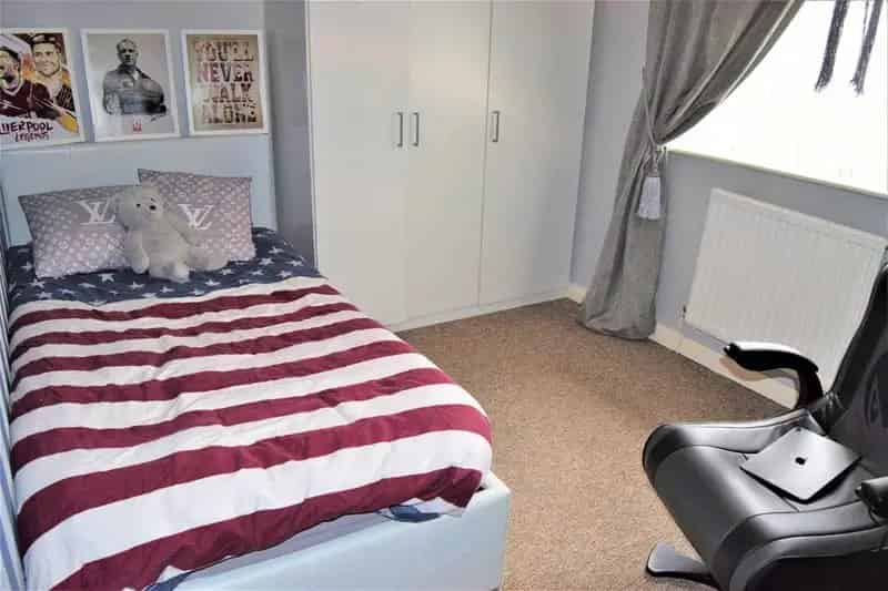 3 Bed Semi Detached House For Sale in Old Swan