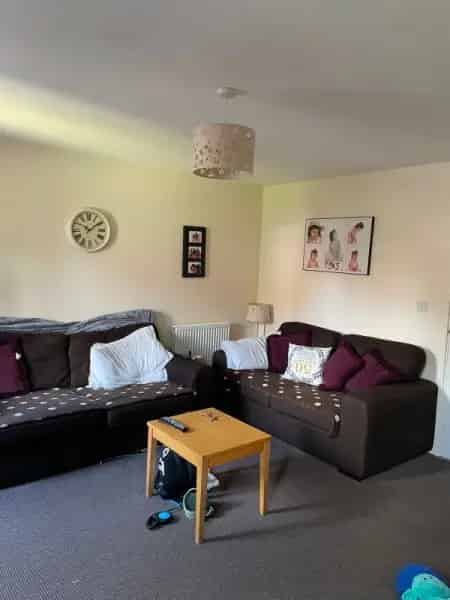 2 Bedroom Semi Detached House