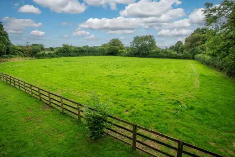 Devon Longhouse: 5 Beds, 2 Baths, Barn, Peaceful Countryside
