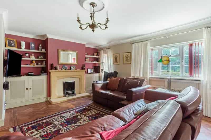 5 Bedroom Detached House for Sale Windsor