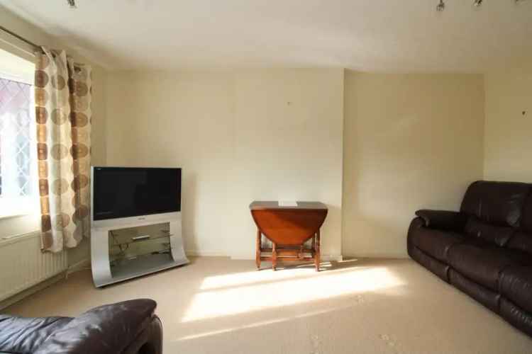 2 Bedroom Ground Floor Flat For Sale