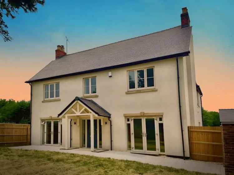 House For Sale in Bennetts Road North, North Warwickshire, England