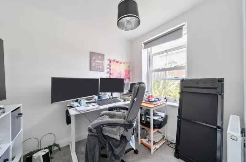 3 Bedroom Semi Detached House For Sale Near A421 A428 M1 A6