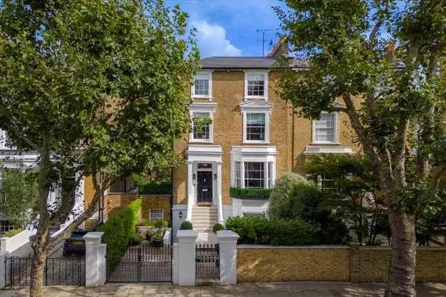 5 Bedroom Victorian House for Sale in St John's Wood NW8