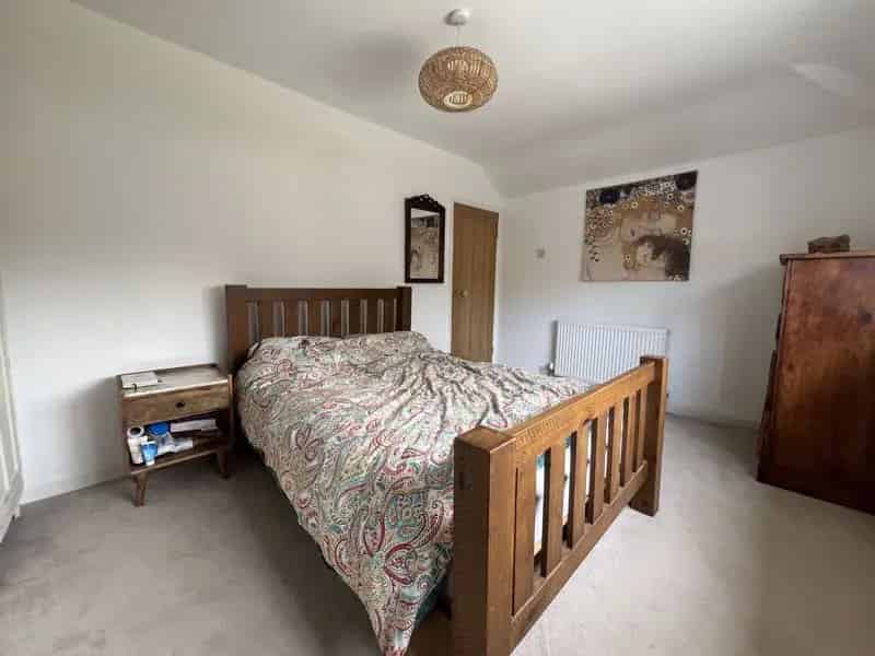2 Bedroom Semi Detached House to Rent
