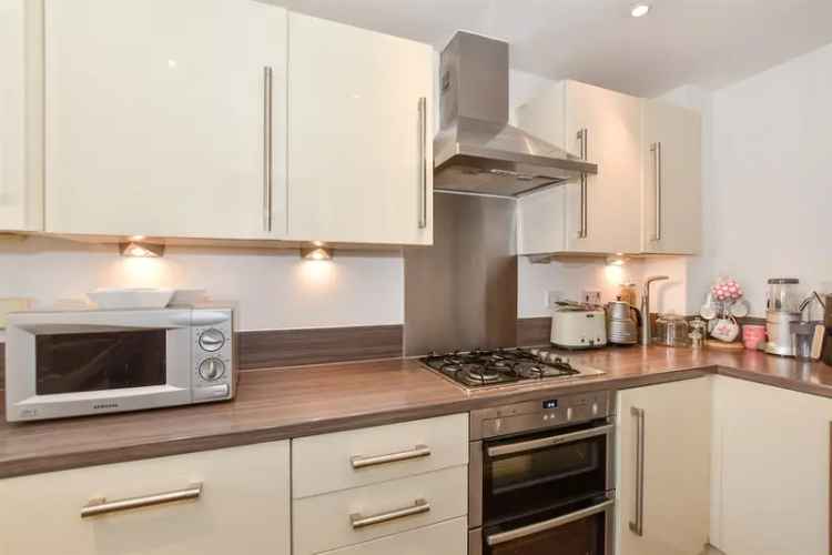 3 Bedroom Terraced House for Sale - Kings Hill