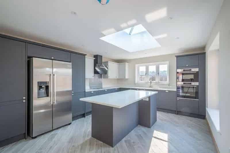 4 Bed Detached House for Sale