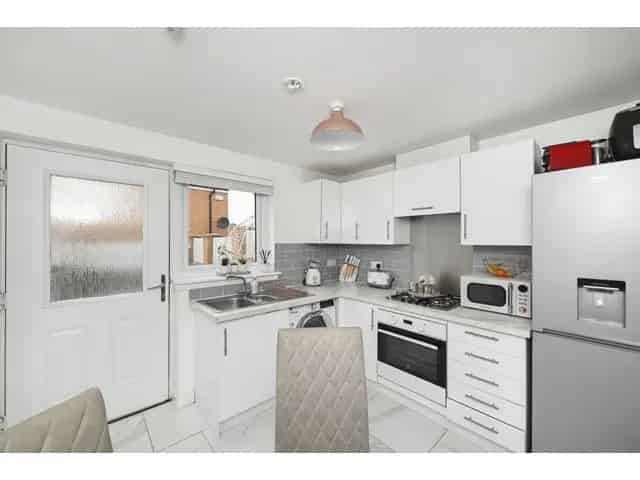 2 Bedroom End Terraced House for Sale