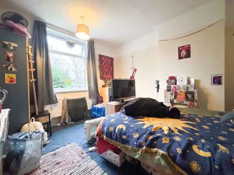4 Bedroom Student House Near Muller Road