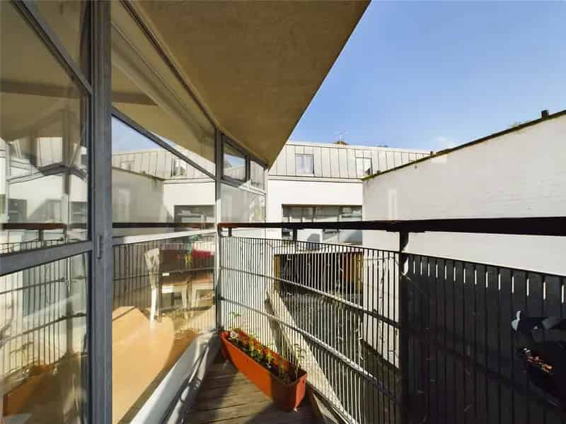 2 Bedroom House Near Upper Street Islington