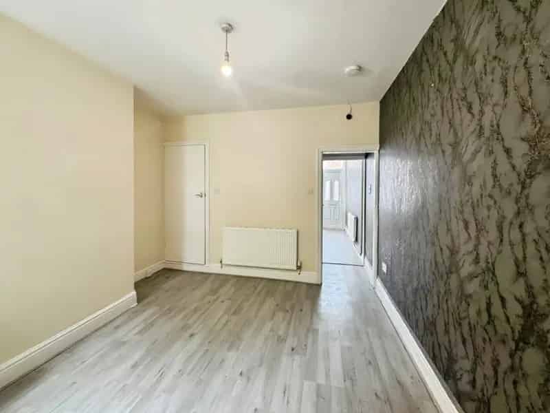 2 bedroom House
 For Sale