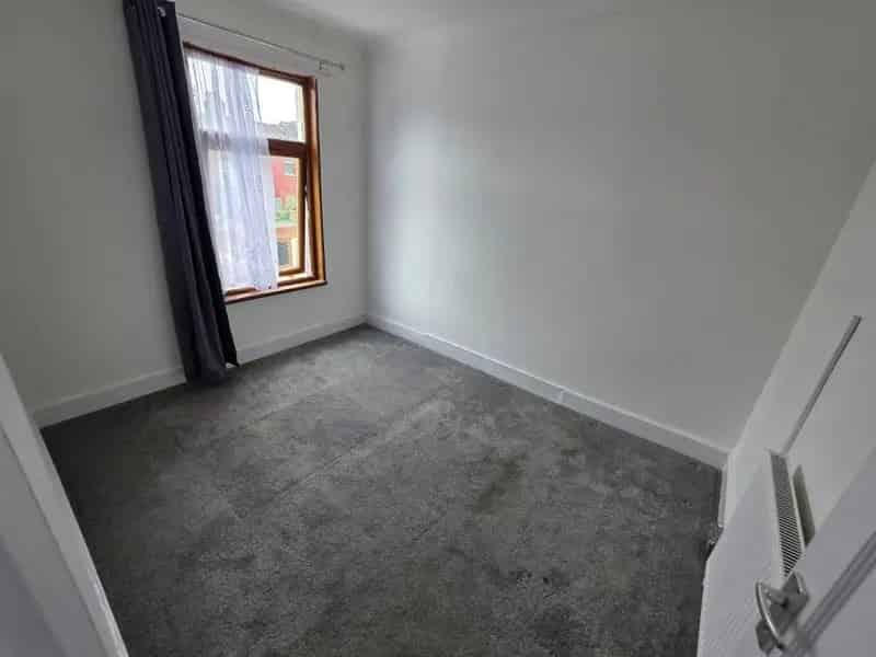 5 Bedroom Terreced House to Rent