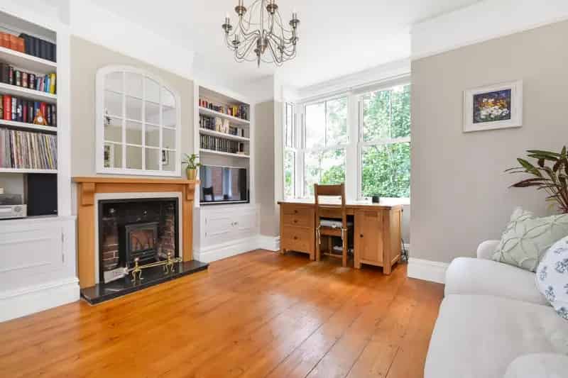 Detached House for Sale Drayton Hampshire 3 Bedrooms