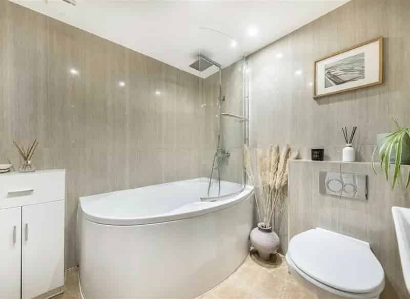 Luxury 2-Bed Victorian Apartment Telegraph Hill Conservation Area