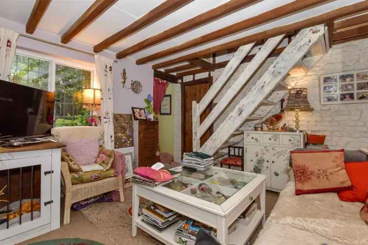 3 Bedroom Detached Cottage for Sale in Flimwell
