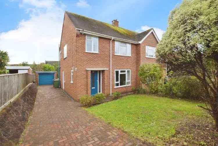 3 bedroom semi-detached house for sale