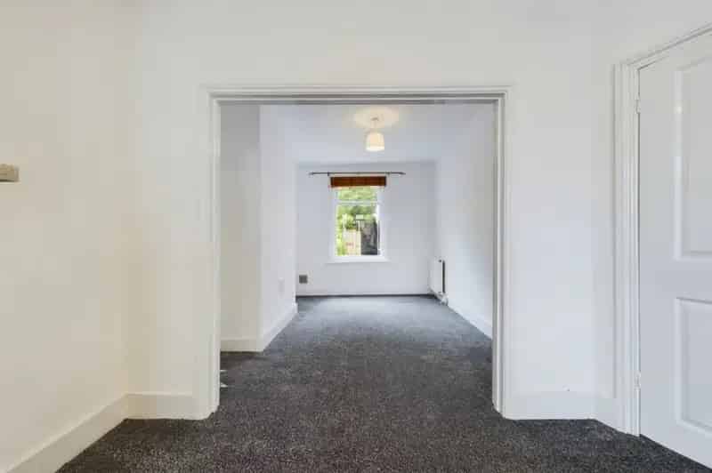 4 bedroom House
 To Rent